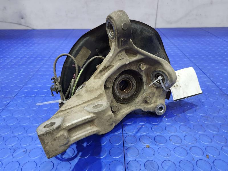 2010 Toyota Prius Spindle Knuckle Front