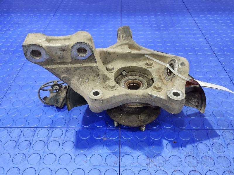 2010 Toyota Prius Spindle Knuckle Front