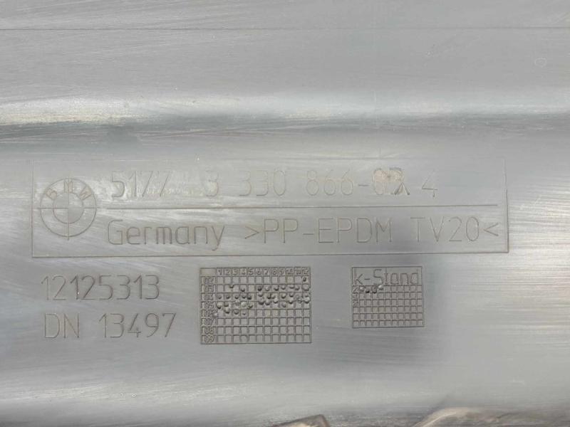 2006 BMW X3 Rocker Moulding