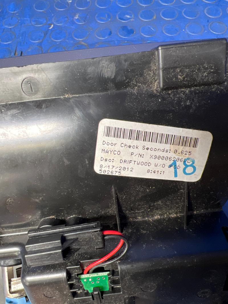 2011 2012 2013 Jeep Grand Cherokee Dash Storage Box OEM X90006206DL