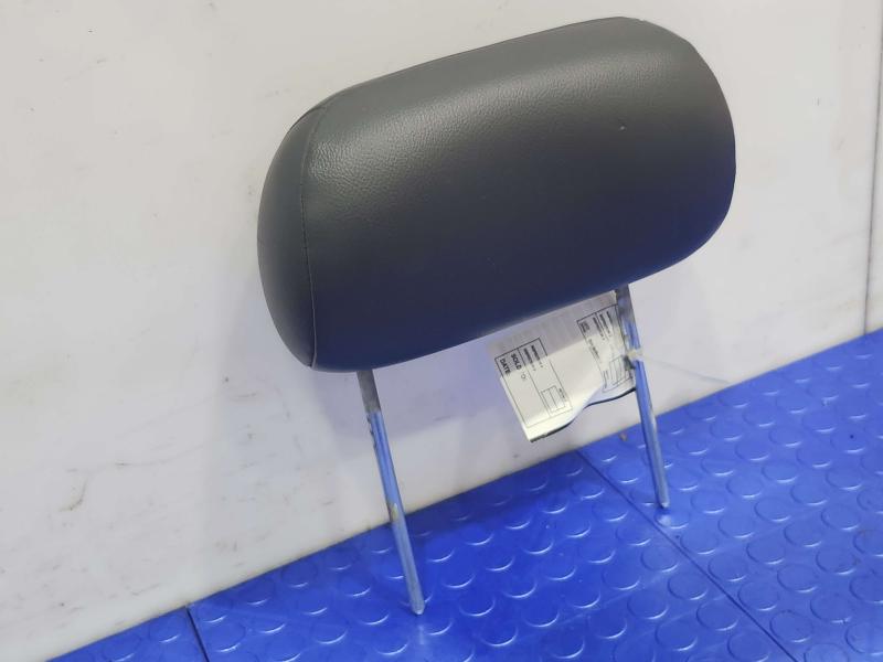 2004 Ford Explorer Headrest