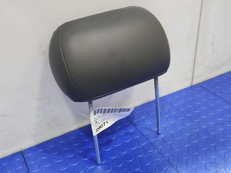 2004 Ford Explorer Headrest