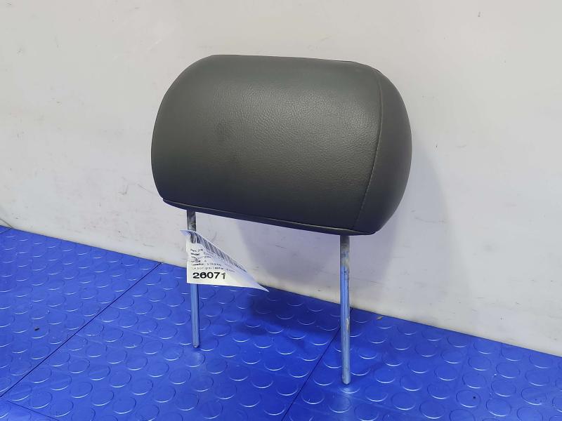 2004 Ford Explorer Headrest
