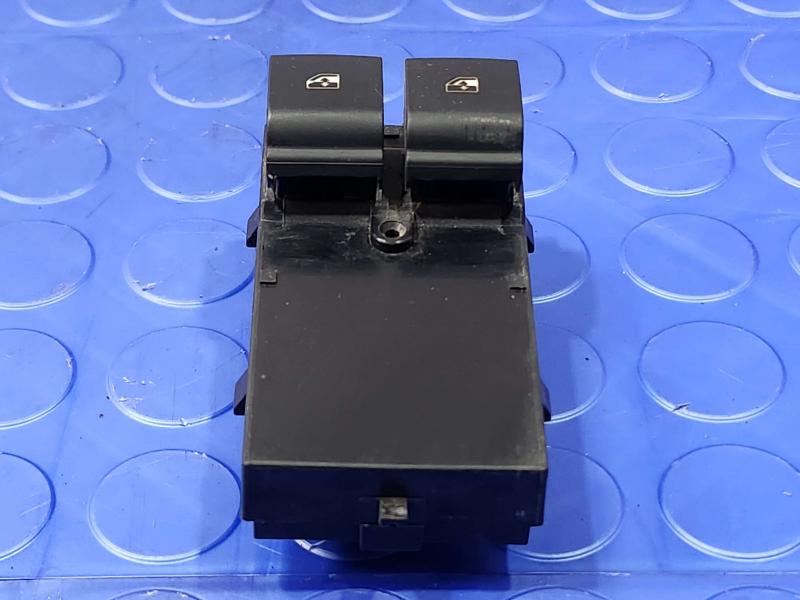 2015 Chevrolet Camaro Door Switch Front