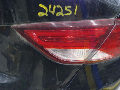 2016 Chrysler 200 Tail Light Assembly