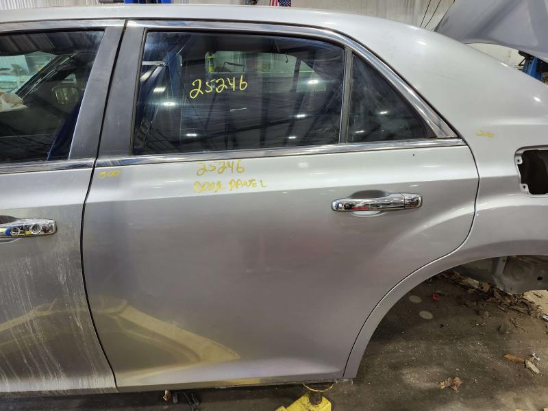 2013 Chrysler 300 Rear Door