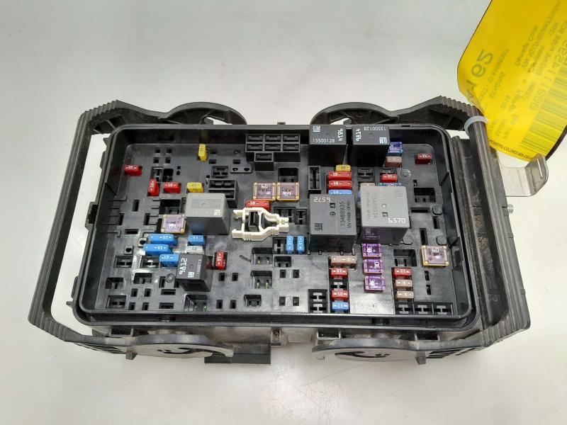 2019 Chevrolet Malibu Engine Fuse Box