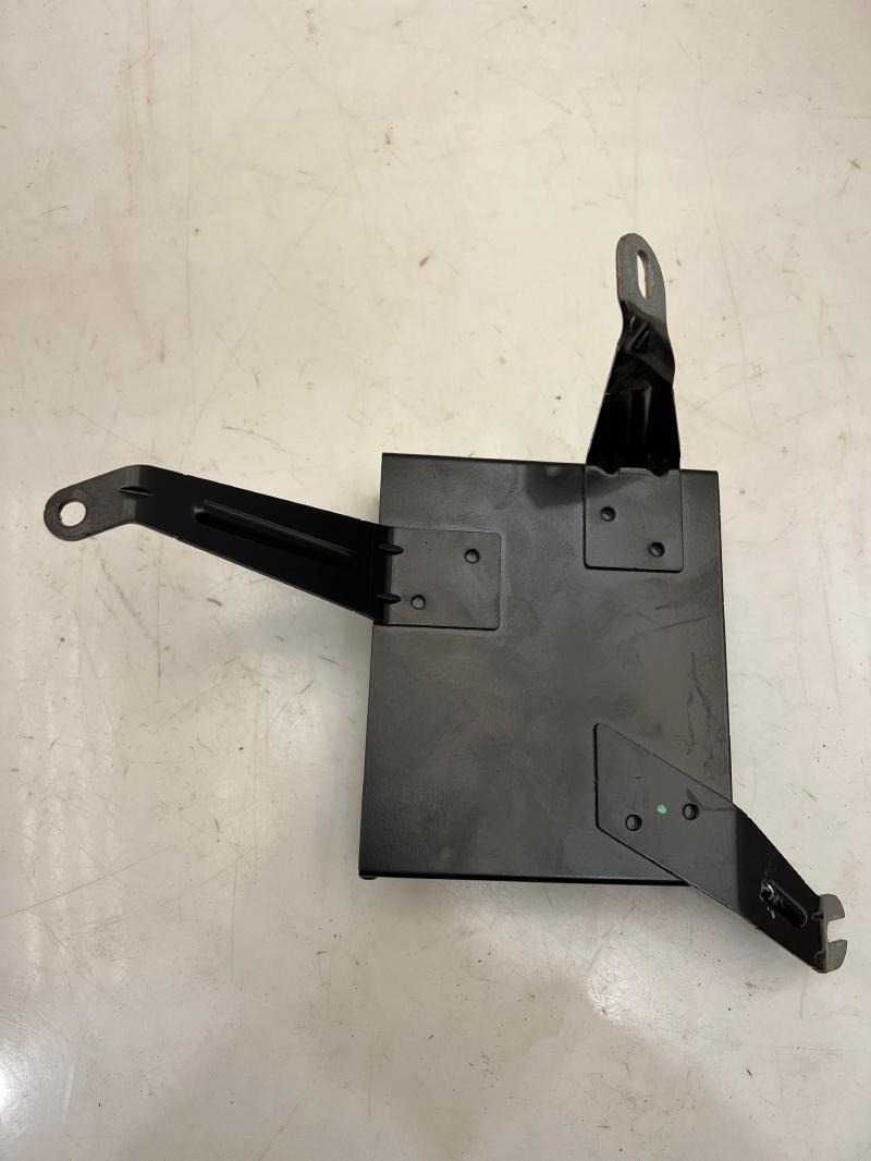 2005 - 2012 Ford Escape Voltage Inverter DC to AC OEM 8M6Z19G317A
