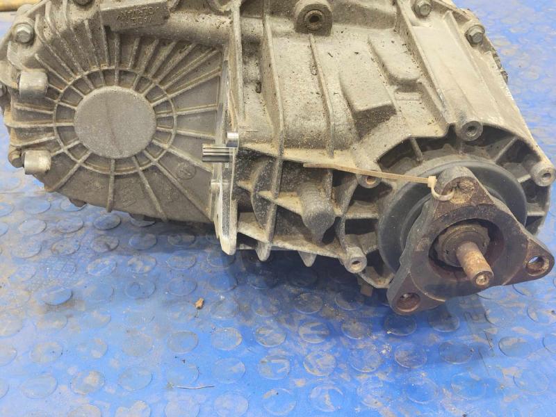 2004 Porsche Cayenne Transfer Case