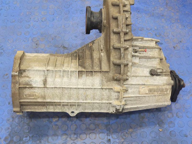 2004 Porsche Cayenne Transfer Case