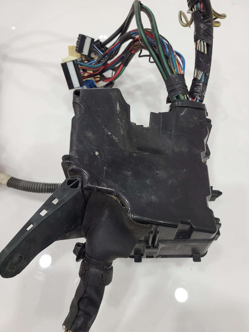 2003 Toyota Camry Engine Fuse Box