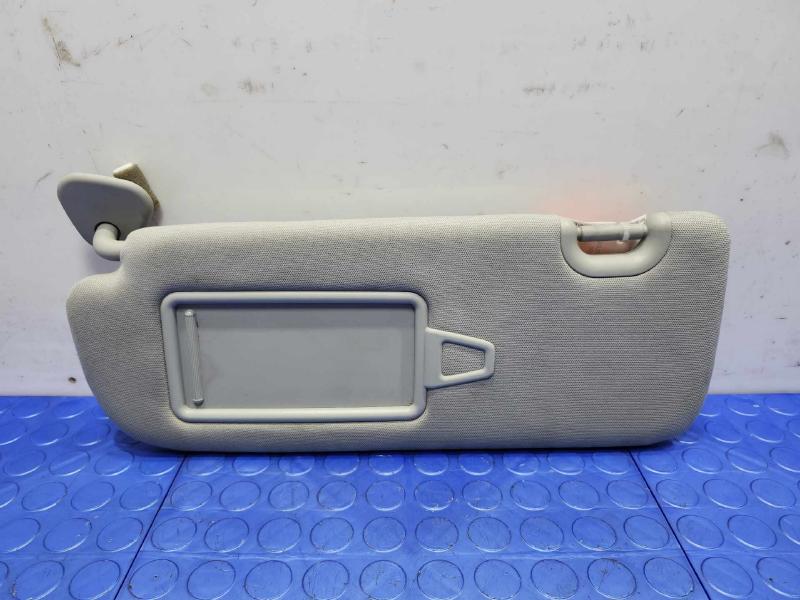2013 Hyundai Santa Fe Sun Visor