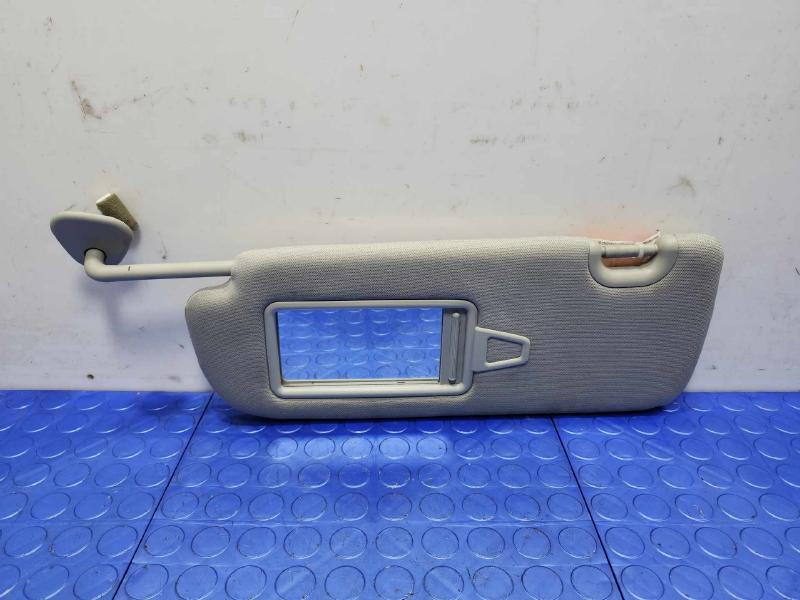 2013 Hyundai Santa Fe Sun Visor