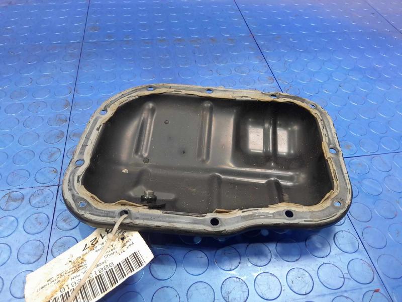 2010 Toyota Prius Oil Pan