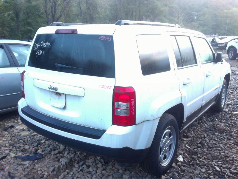 2014 Jeep Patriot Center Pillar