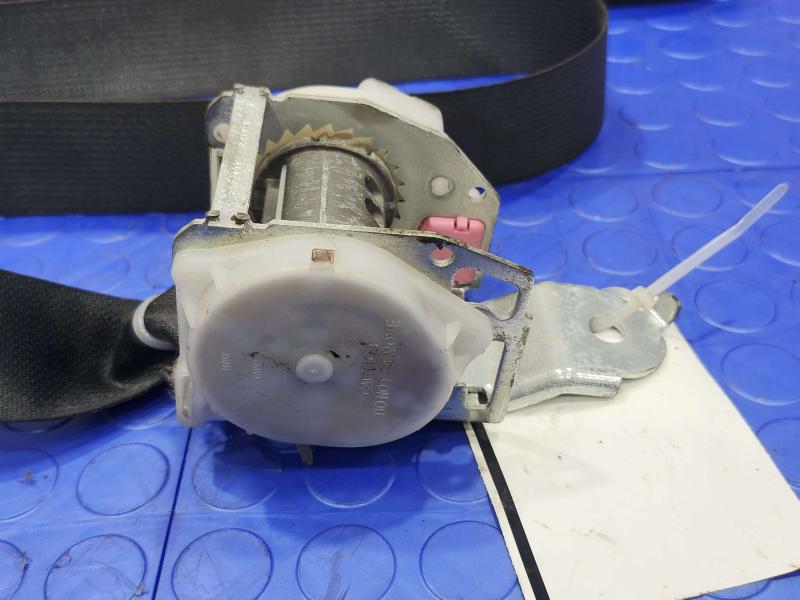 2012 Subaru Legacy Rear Seat Belt
