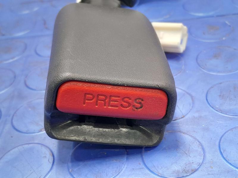 2019 Nissan Sentra Front Seat Belt