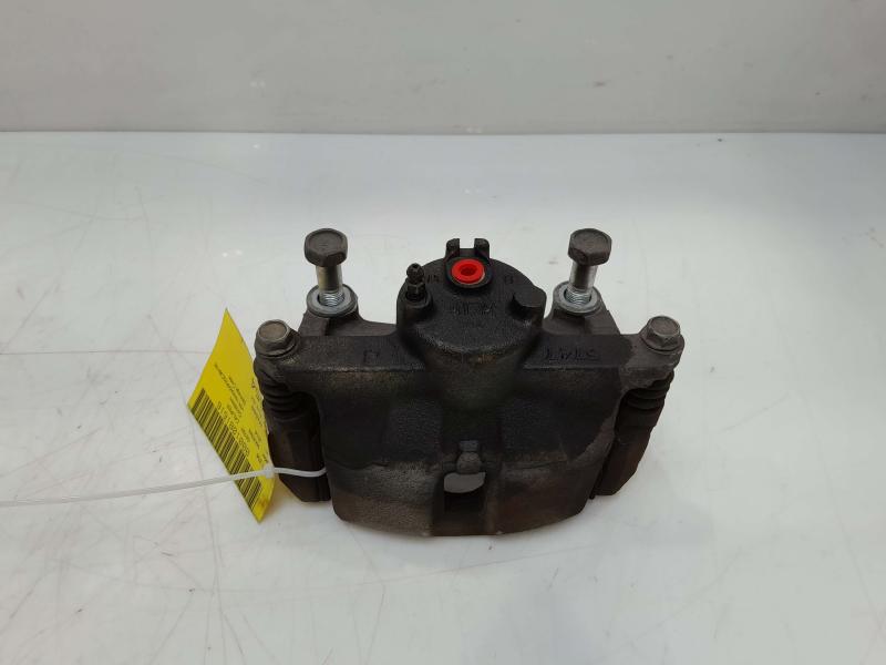 2016 Nissan Maxima Caliper