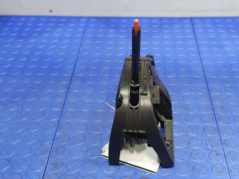 2007 Hummer H3 Floor Shifter