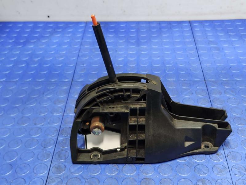 2007 Hummer H3 Floor Shifter