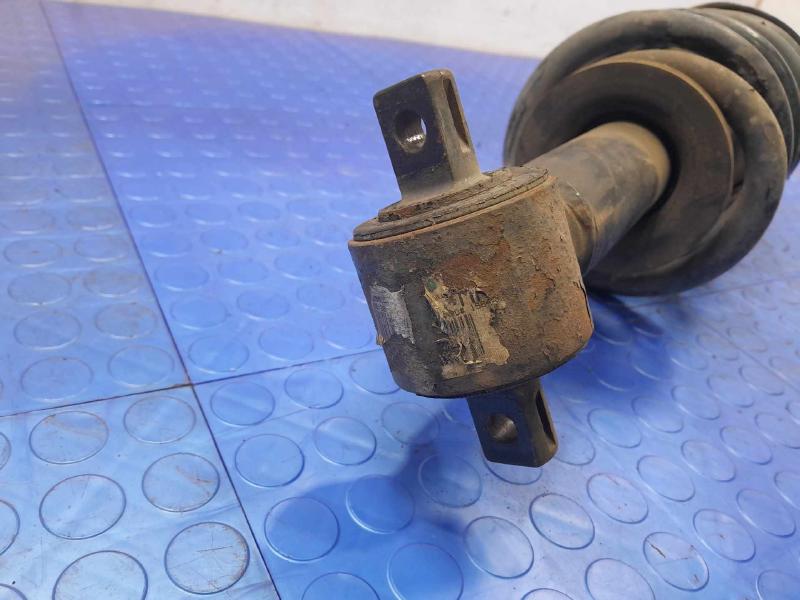 2015 Chevrolet Tahoe Strut Assembly