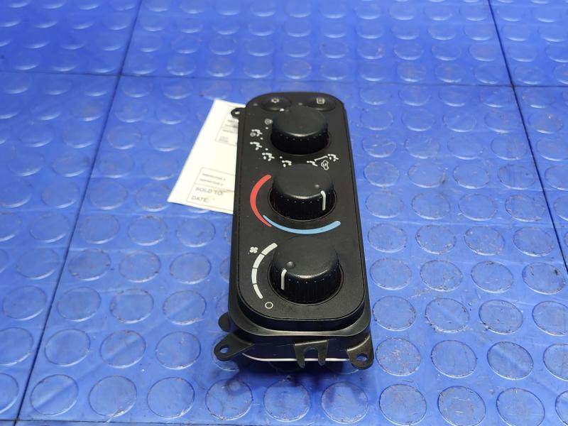 2002 Dodge Ram 1500 Heater A/C Control
