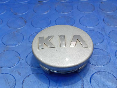 2017 Kia Sedona Center Cap