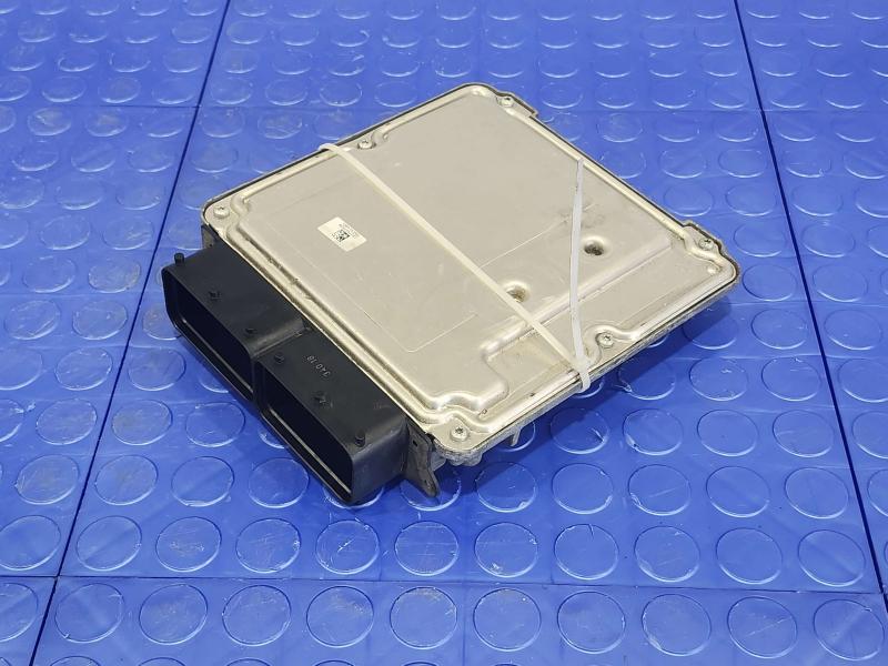 2020 Volkswagen Passat Engine/Motor Brain Box