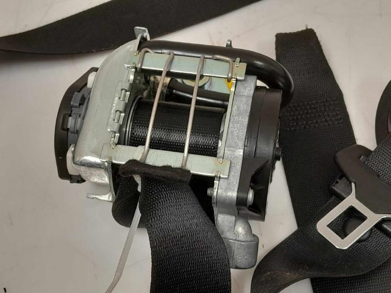 2014 MINI Paceman Front Seat Belt