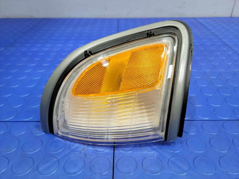 1995 Toyota Tacoma Fog/Mark/Park/Turn Light/Lamp