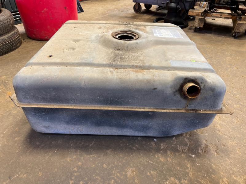 1993 Chevrolet G20 Fuel Tank Assembly
