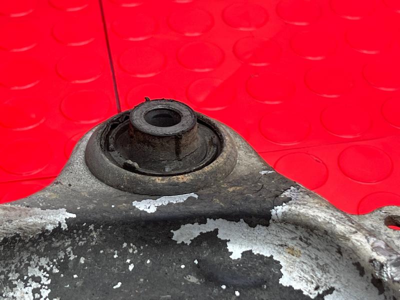 2012 Volvo XC60 Lower Control Arm Front