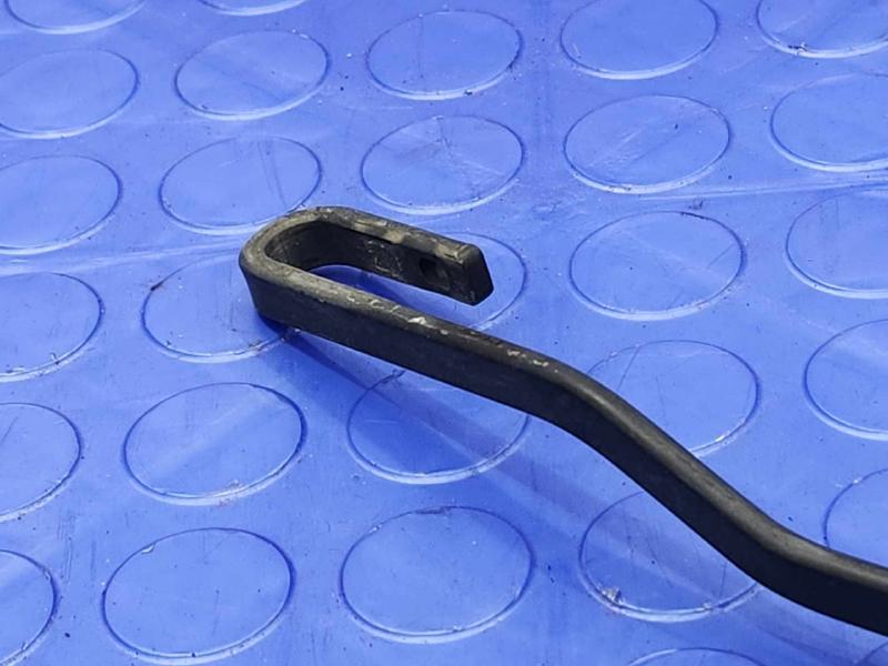 2003-2016 BMW Z4 Windshield Wiper Arm Left Driver Side OEM 61617198672