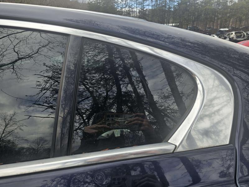 2018 Jaguar XE Rear Vent Glass/Window