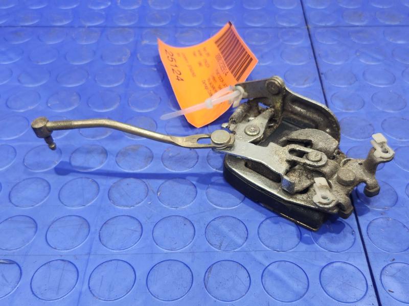 1992 Isuzu NPR Front Door Latch