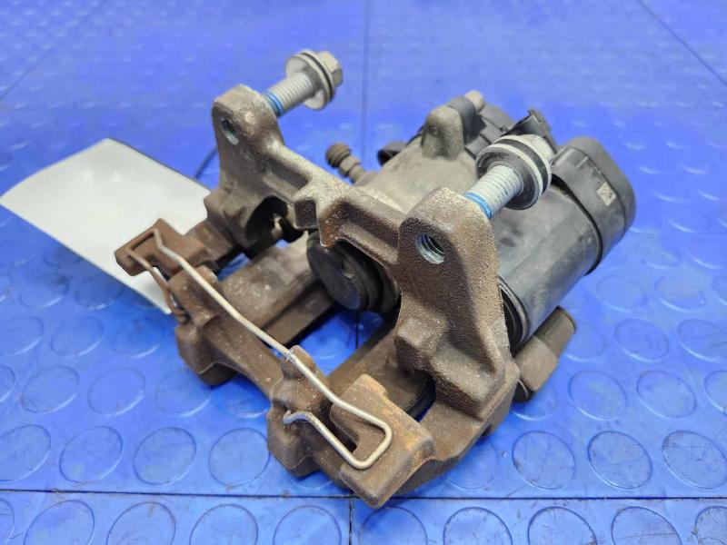 2017 Ford Edge Caliper