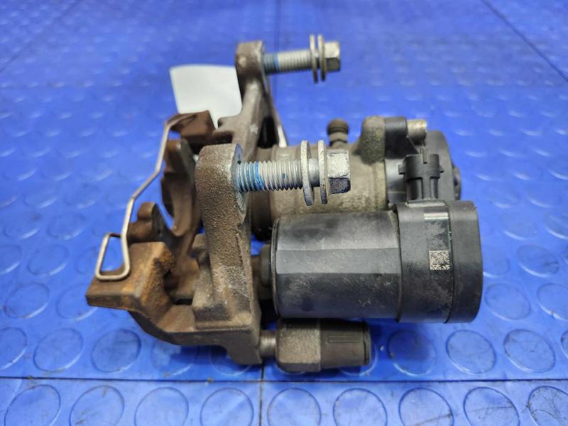 2017 Ford Edge Caliper
