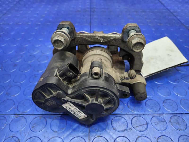 2017 Ford Edge Caliper