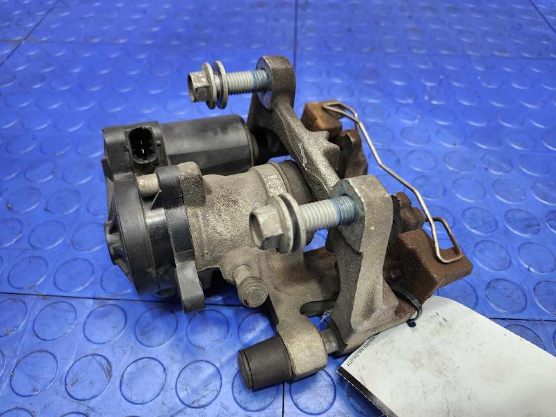 2017 Ford Edge Caliper