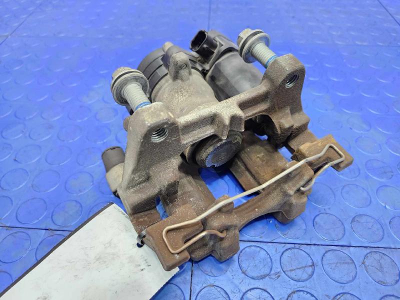 2017 Ford Edge Caliper