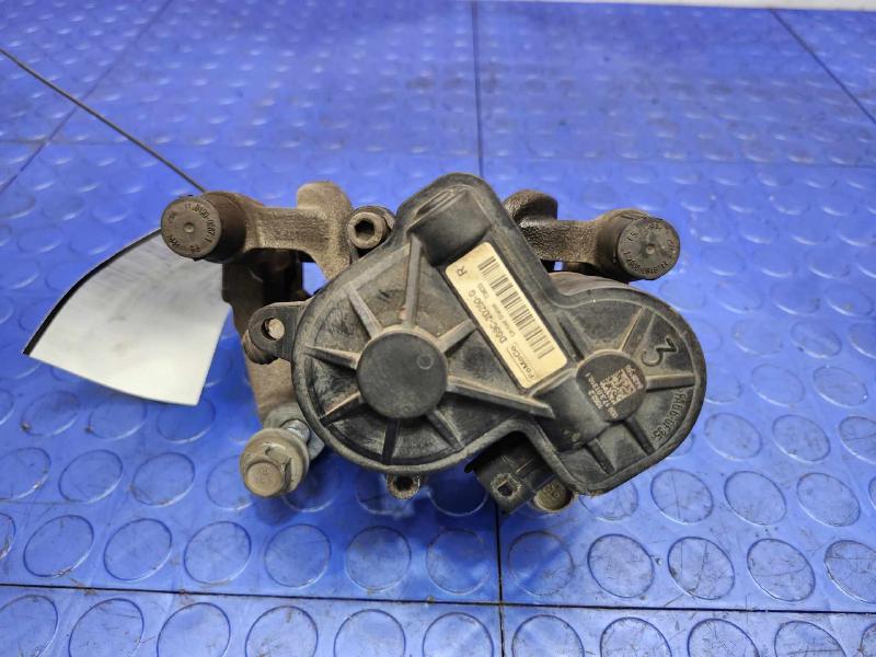 2017 Ford Edge Caliper