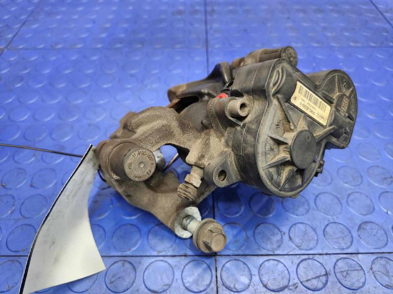 2017 Ford Edge Caliper