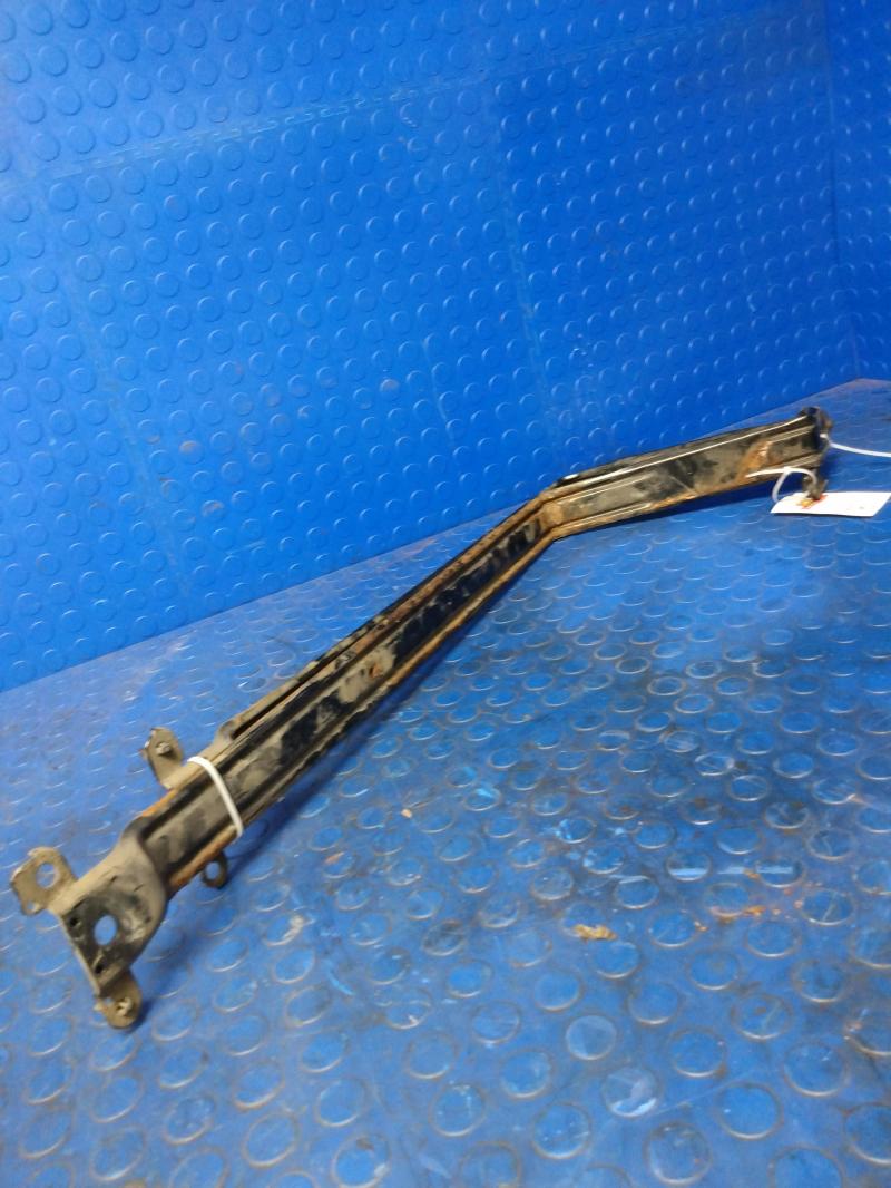 2010 Volvo XC90 Fuel Tank Strap