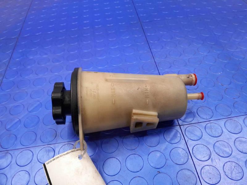 2011 Ford F-250 Super Duty Power Steering Reservoir