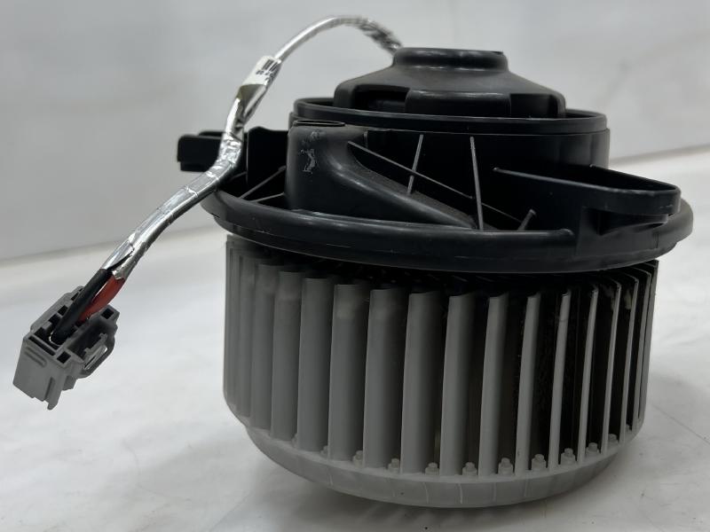 2015 2016 Dodge Dart Heater AC Blower Motor Assembly OEM 68225055AA
