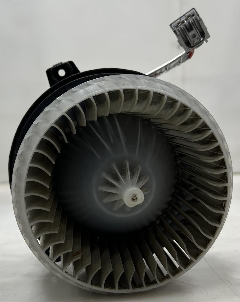 2015 2016 Dodge Dart Heater AC Blower Motor Assembly OEM 68225055AA