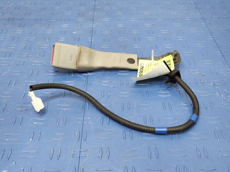 2011 Subaru Forester Front Seat Belt