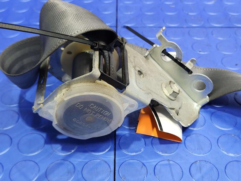 2010 Toyota Prius Rear Seat Belt
