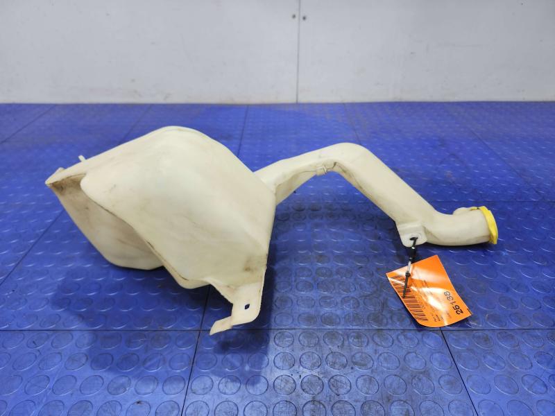 2007 Dodge Grand Caravan Washer Bottle