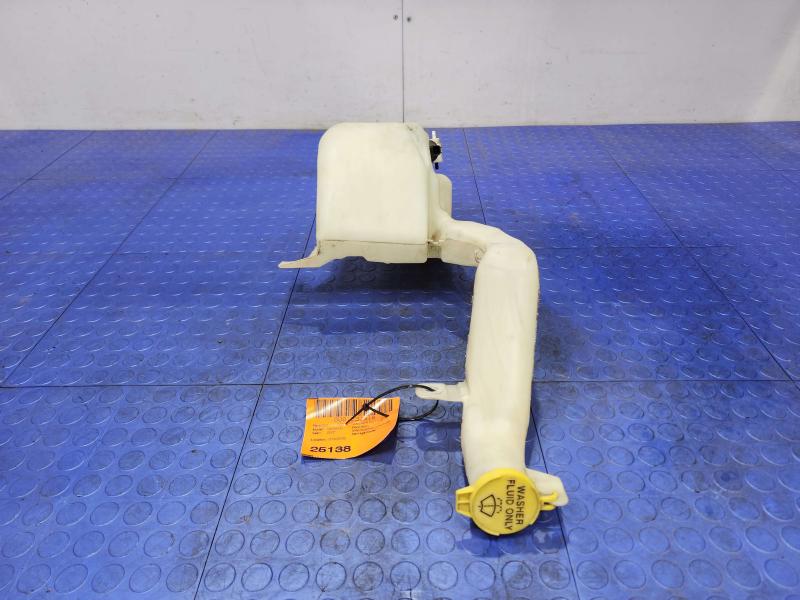 2007 Dodge Grand Caravan Washer Bottle